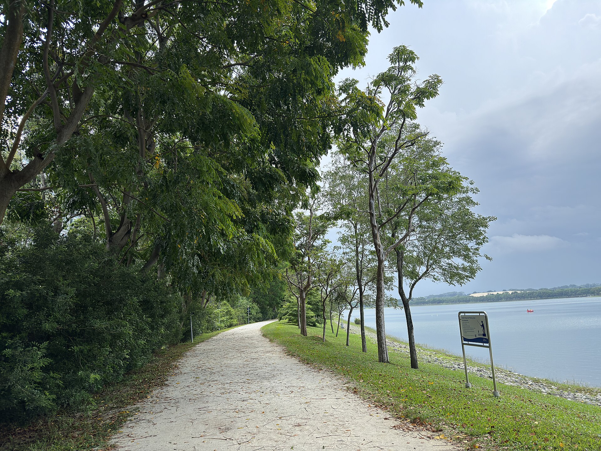 Bedok Reservoir Park: a 4.3km gravel loop around the reservoir, open 24 hours