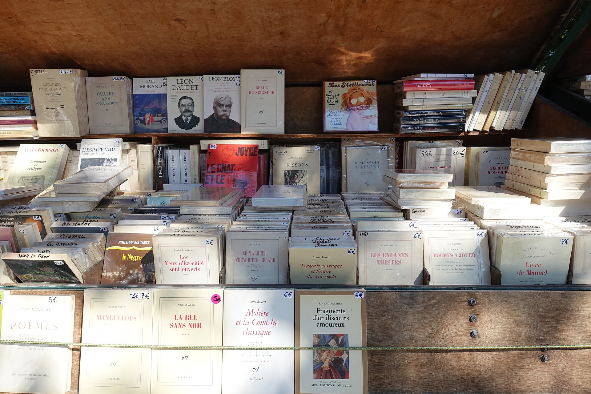Alliance Française Annual Book Fair 2026: second-hand French books from S$1, 5–21 November