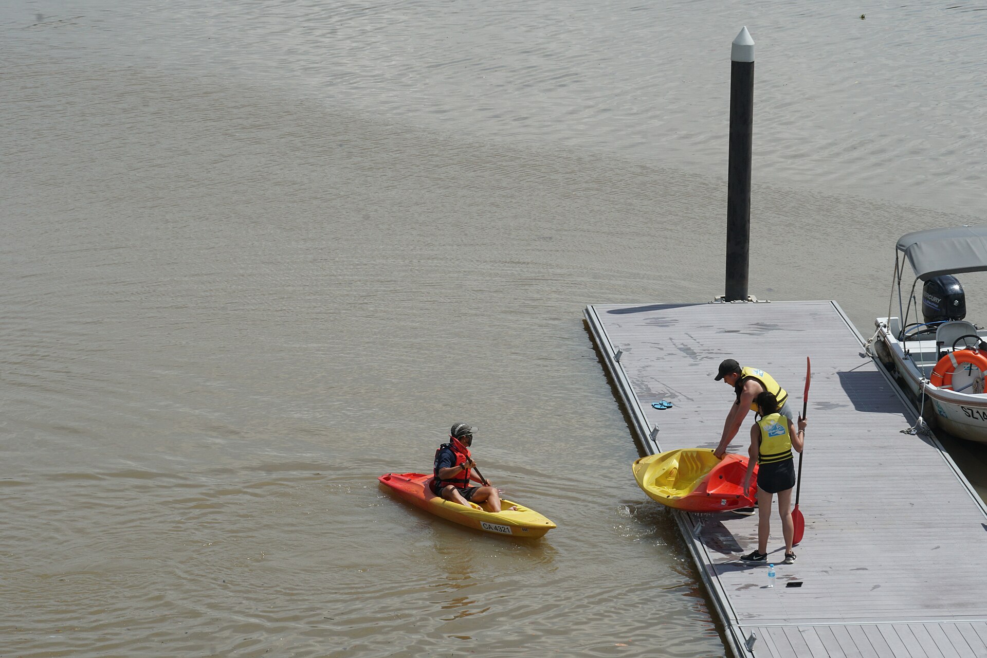 PAssion Wave @ Jurong Lake Gardens: kayaks, pedal boats and dragon boats on Jurong Lake, the west’s first waterfront centre