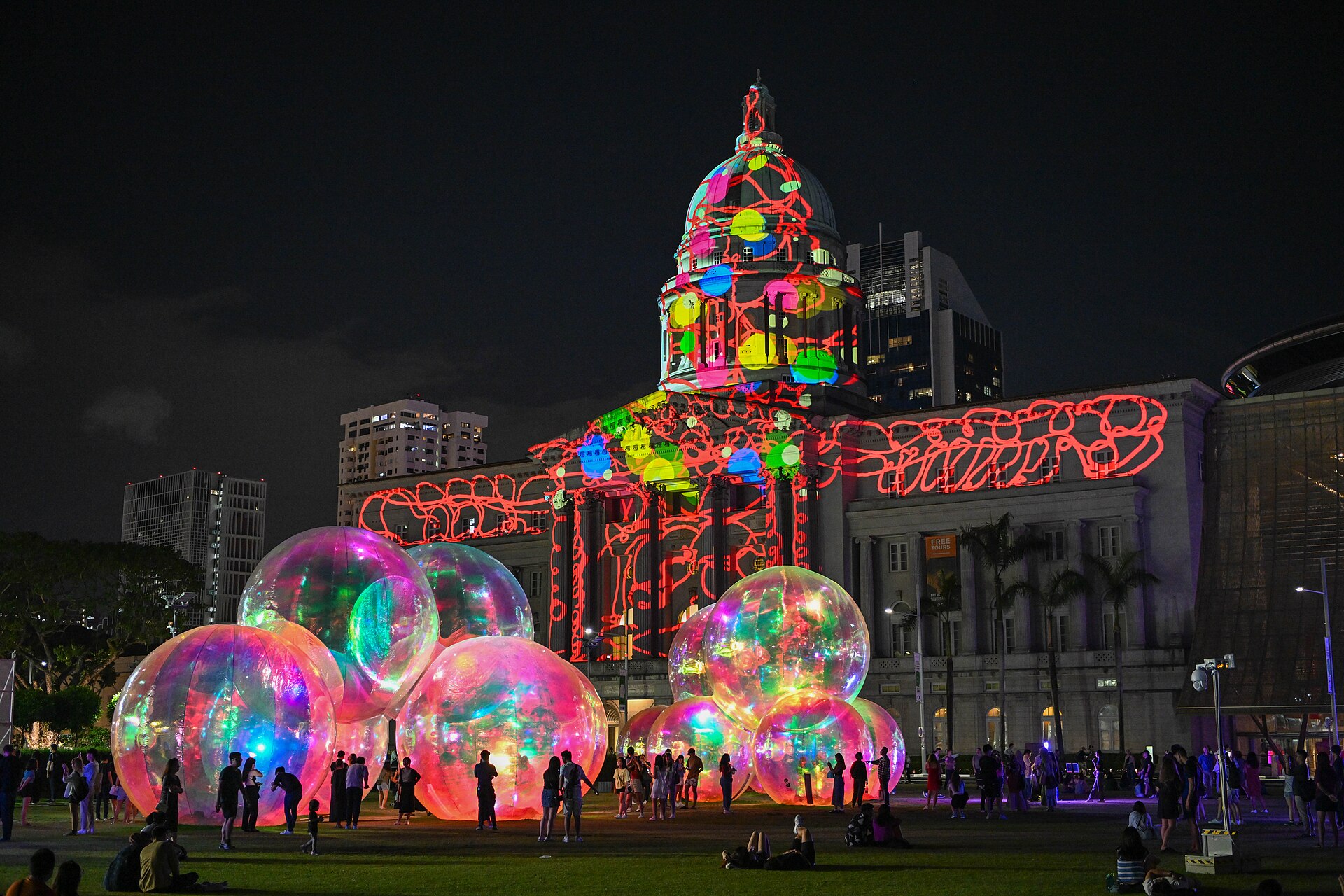 Light to Night Singapore 2027: Pop Art takes over National Gallery and the Civic District, 15–31 January