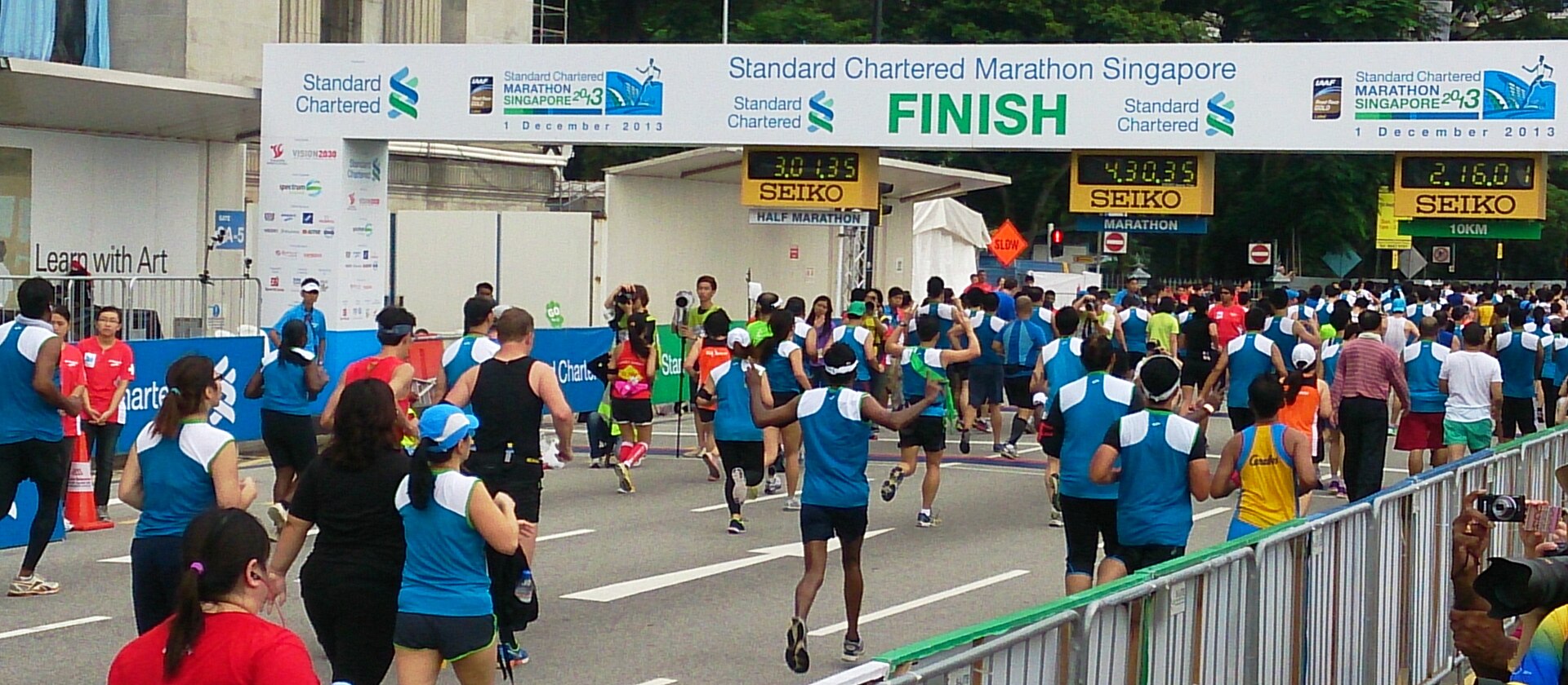 BYD Singapore International Marathon 2026: race weekend, free expo and where to cheer, 3 to 6 December